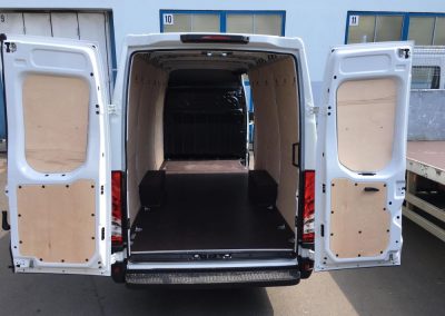 Podlaha a výdřeva IVECO (13)