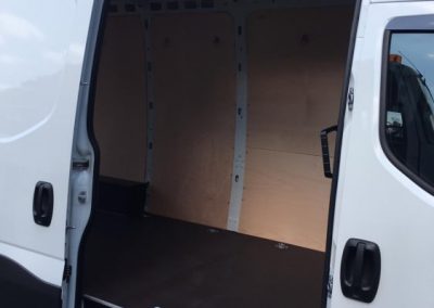 Podlaha a výdřeva IVECO (4)