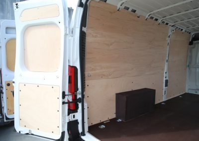 Podlaha a výdřeva dodávky (4)